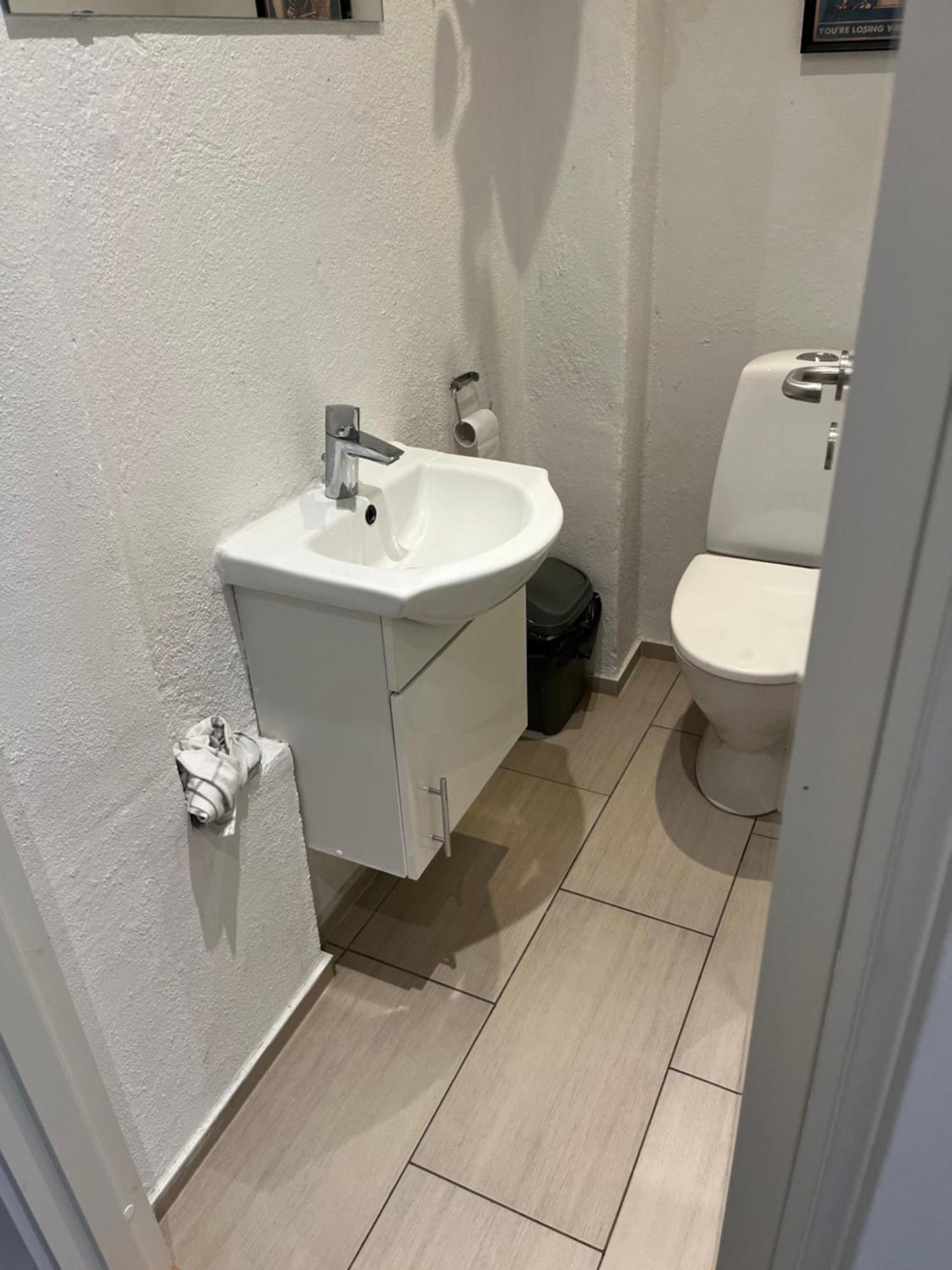 Hostal Mini 5 *